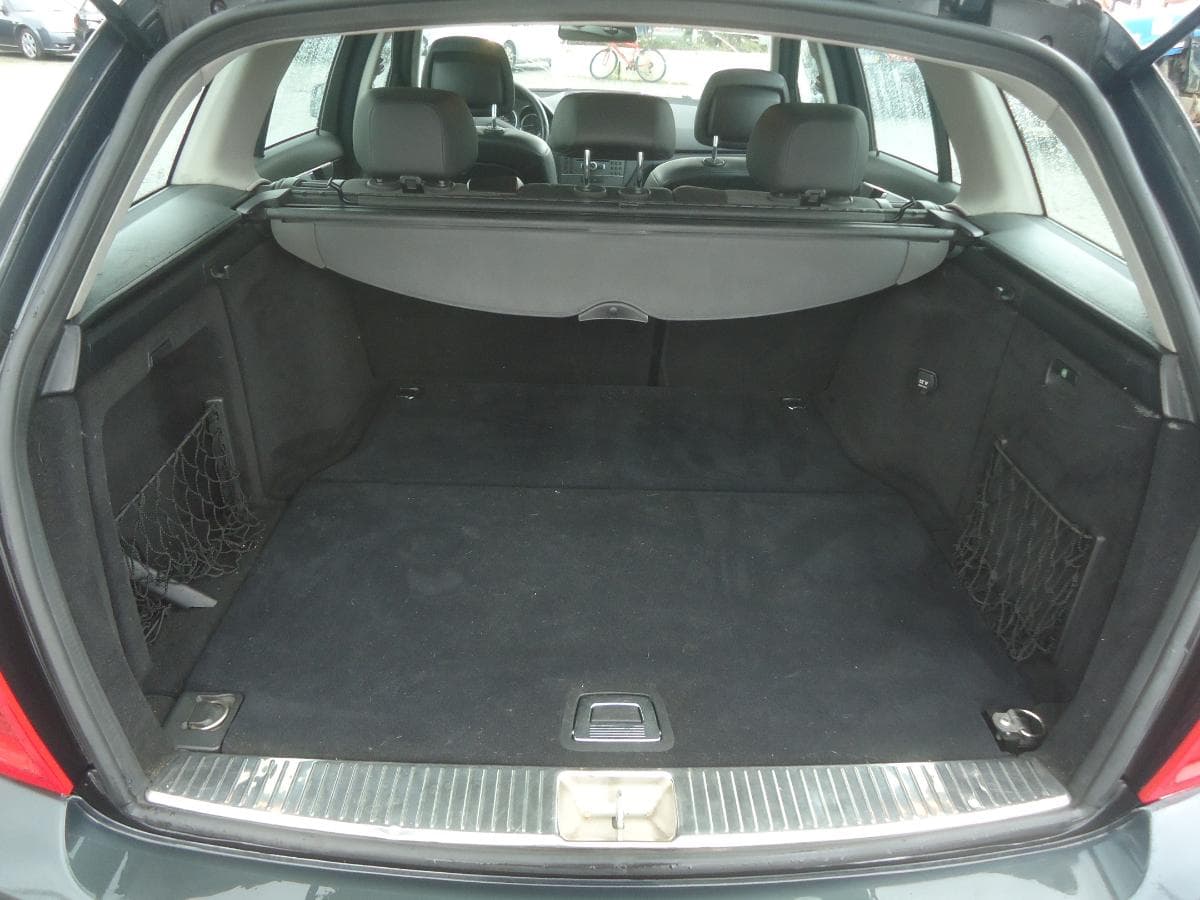 Mercedes-Benz C 250 CDI — imagem 17