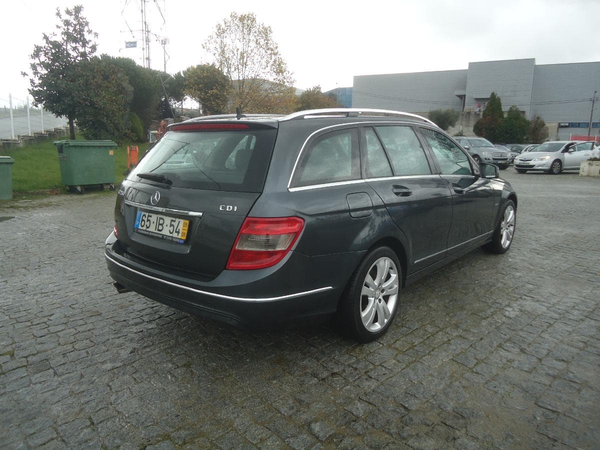 Mercedes-Benz C 250 CDI — imagem 4