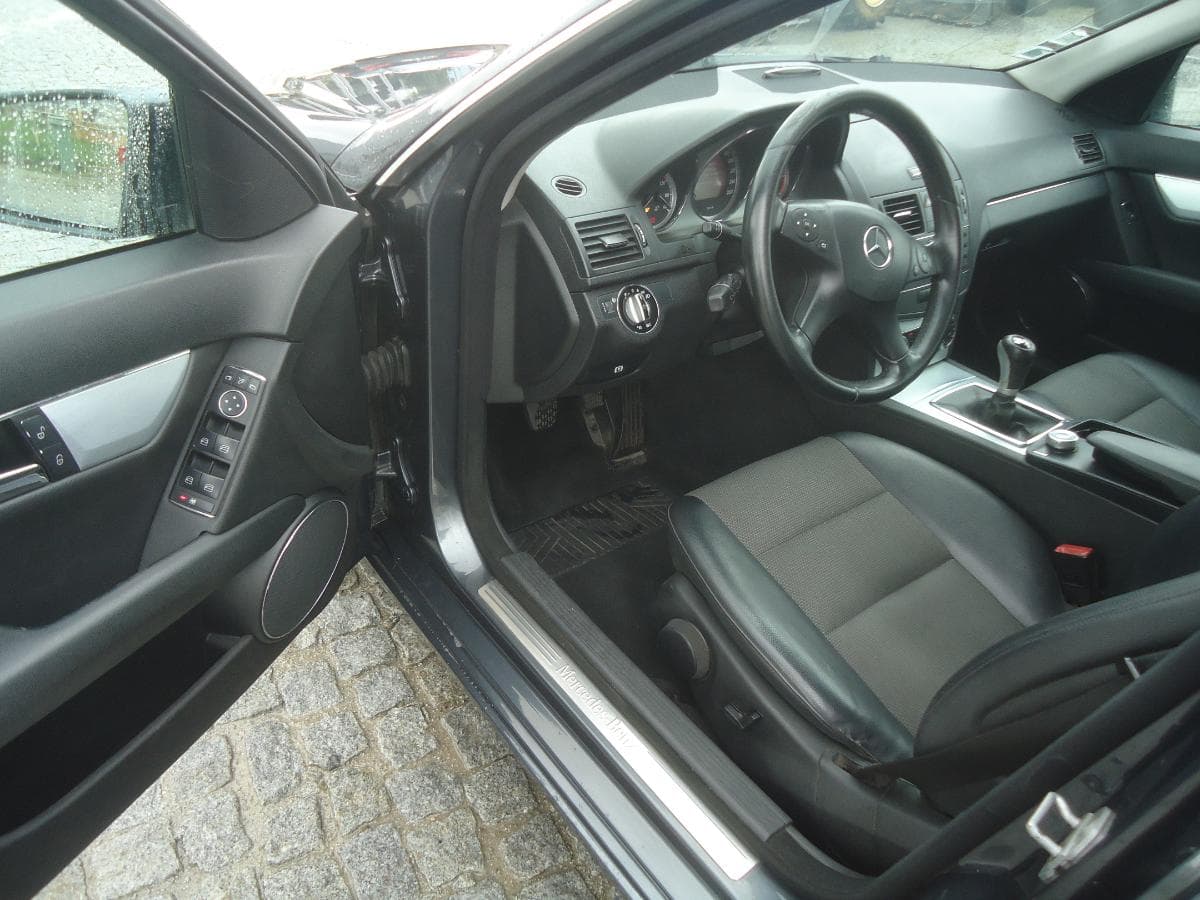 Mercedes-Benz C 250 CDI — imagem 7
