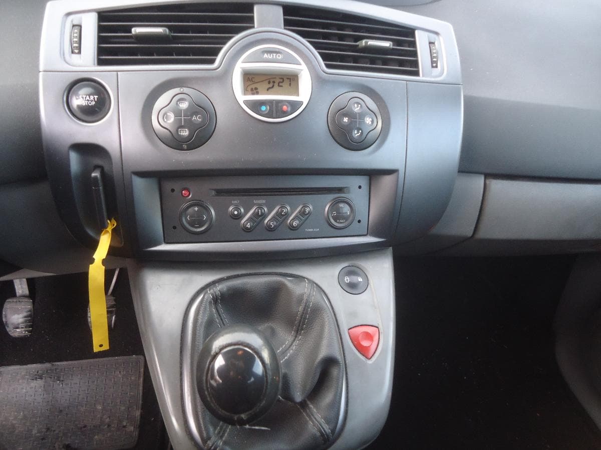 Renault Scénic 1.5 DCI — imagem 13
