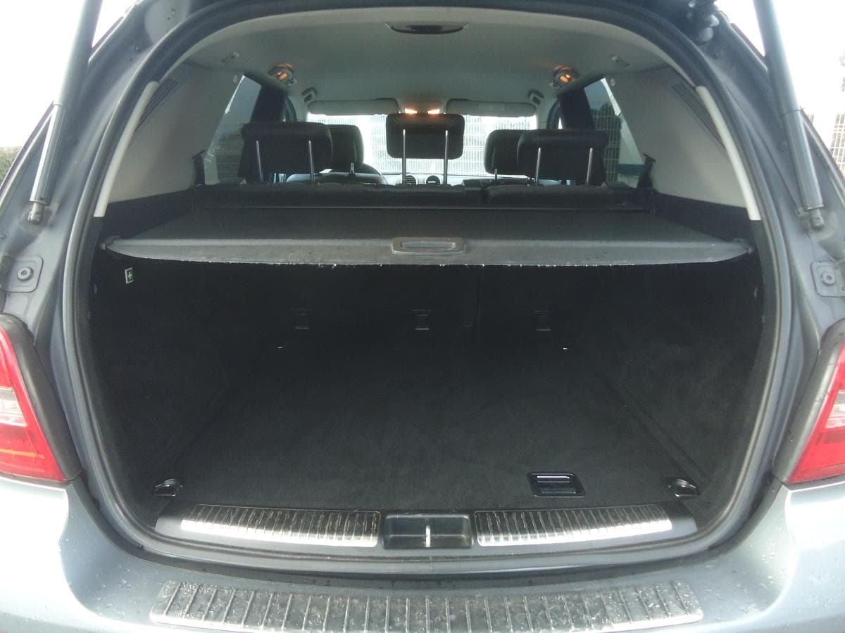 Mercedes-Benz ML 350 CDi 4 Matic — imagem 17