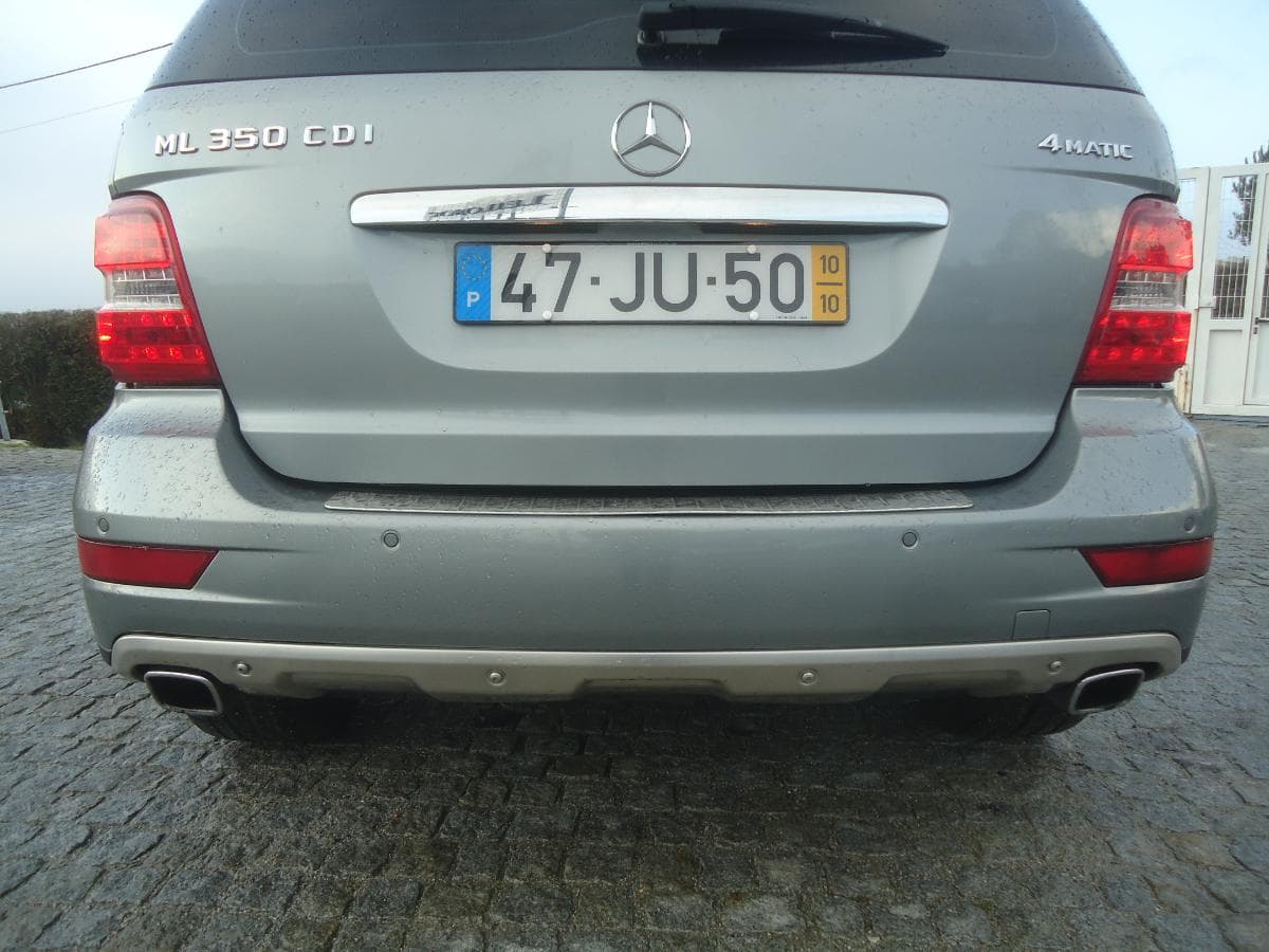Mercedes-Benz ML 350 CDi 4 Matic — imagem 20