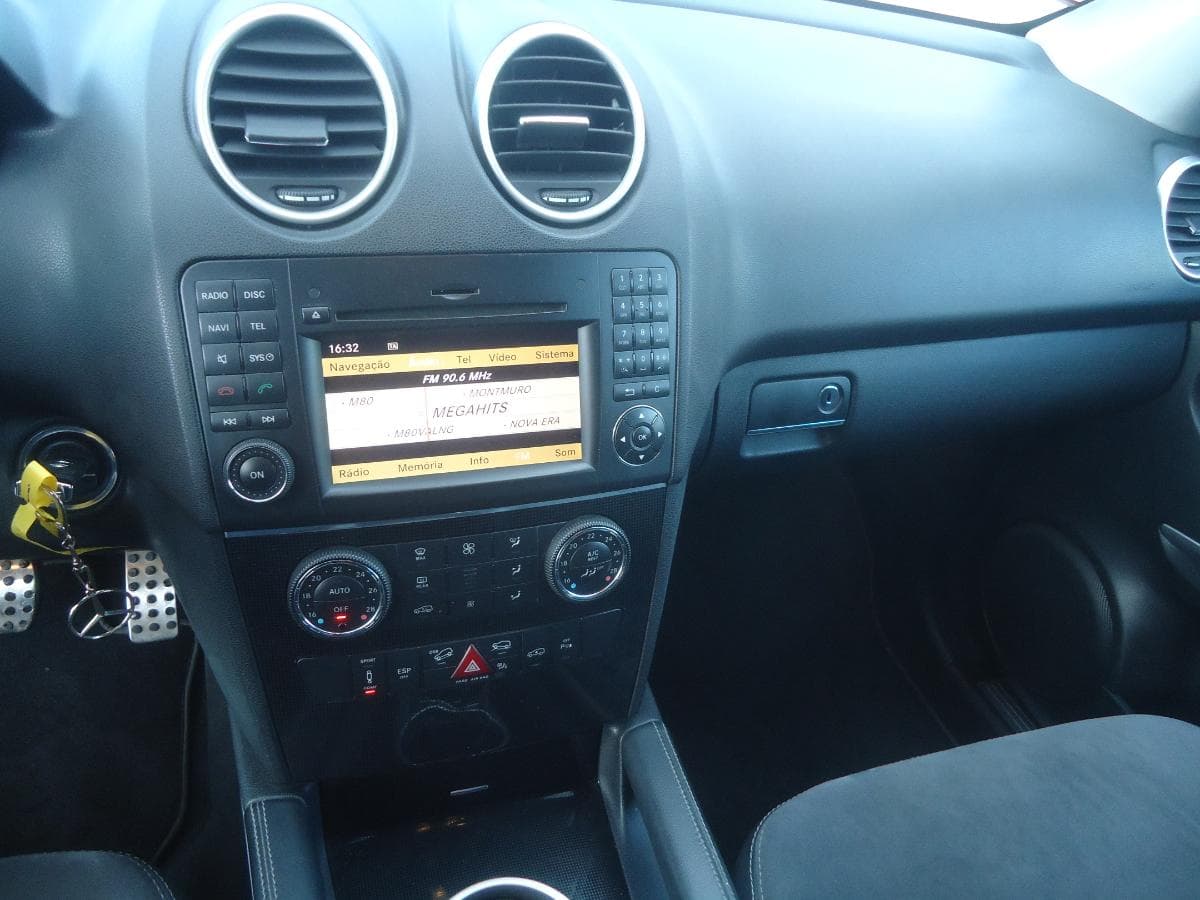 Mercedes-Benz ML 350 CDi 4 Matic — imagem 15