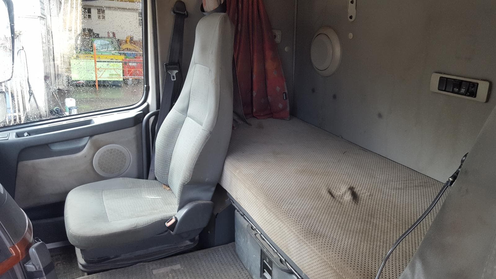 VOLVO FH12 — imagen 7