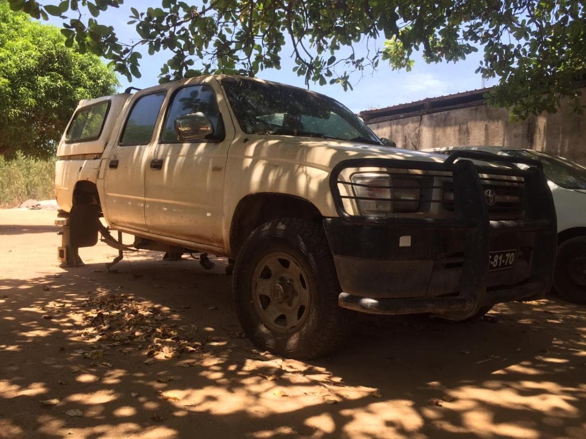 Toyota Hilux  · — imagem 5