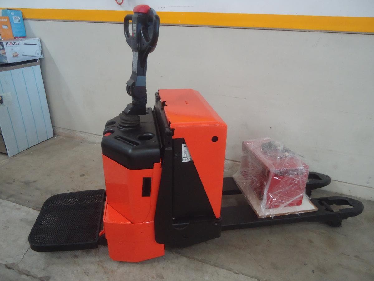 Porta Paletes Toyota LPE 200/8 — imagem 4