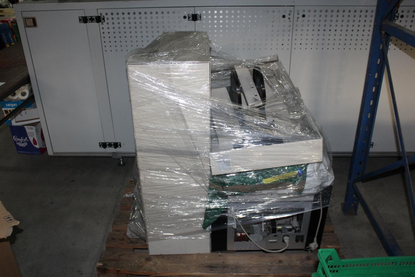 Maquina de dobrar e agrafar e alceador — image 3