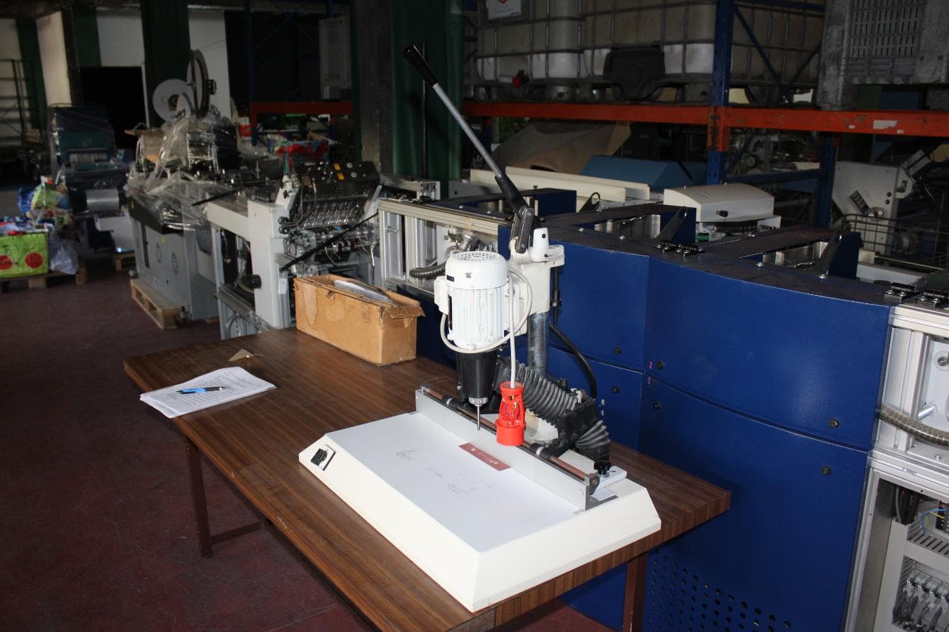 Maquina de furar — image 1