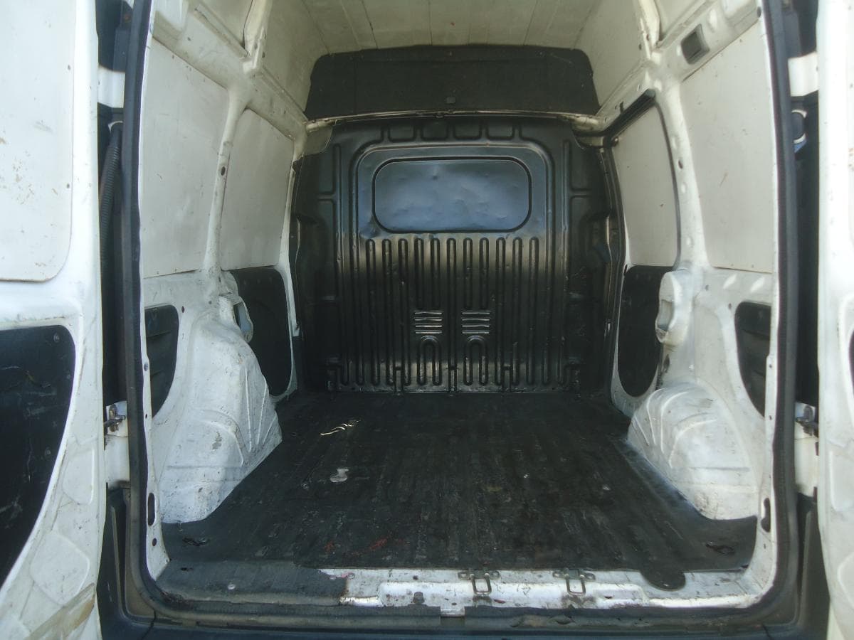 Fiat Doblo 1.9 JTD — imagem 13