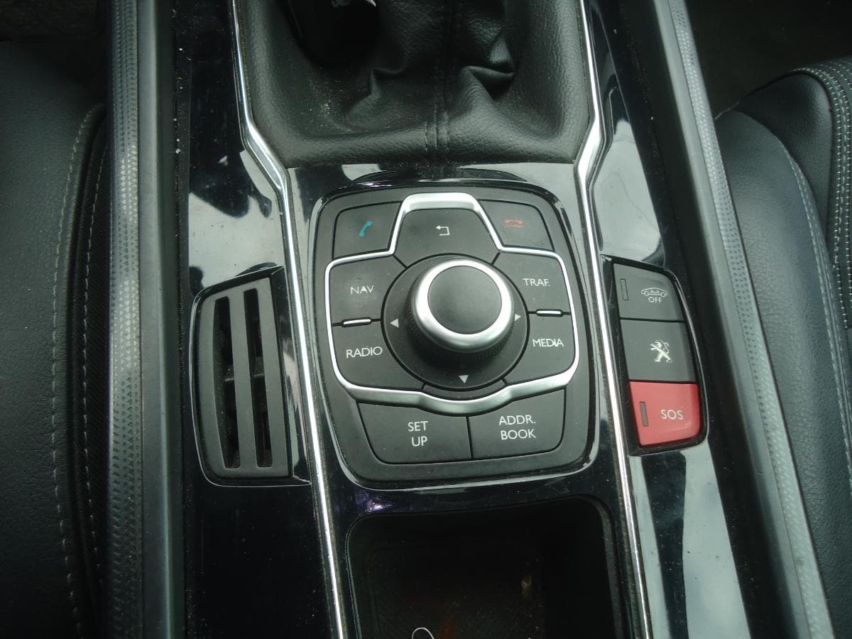 Peugeot 508 SW 2.0 HDI · Ano 2013 — imagen 14