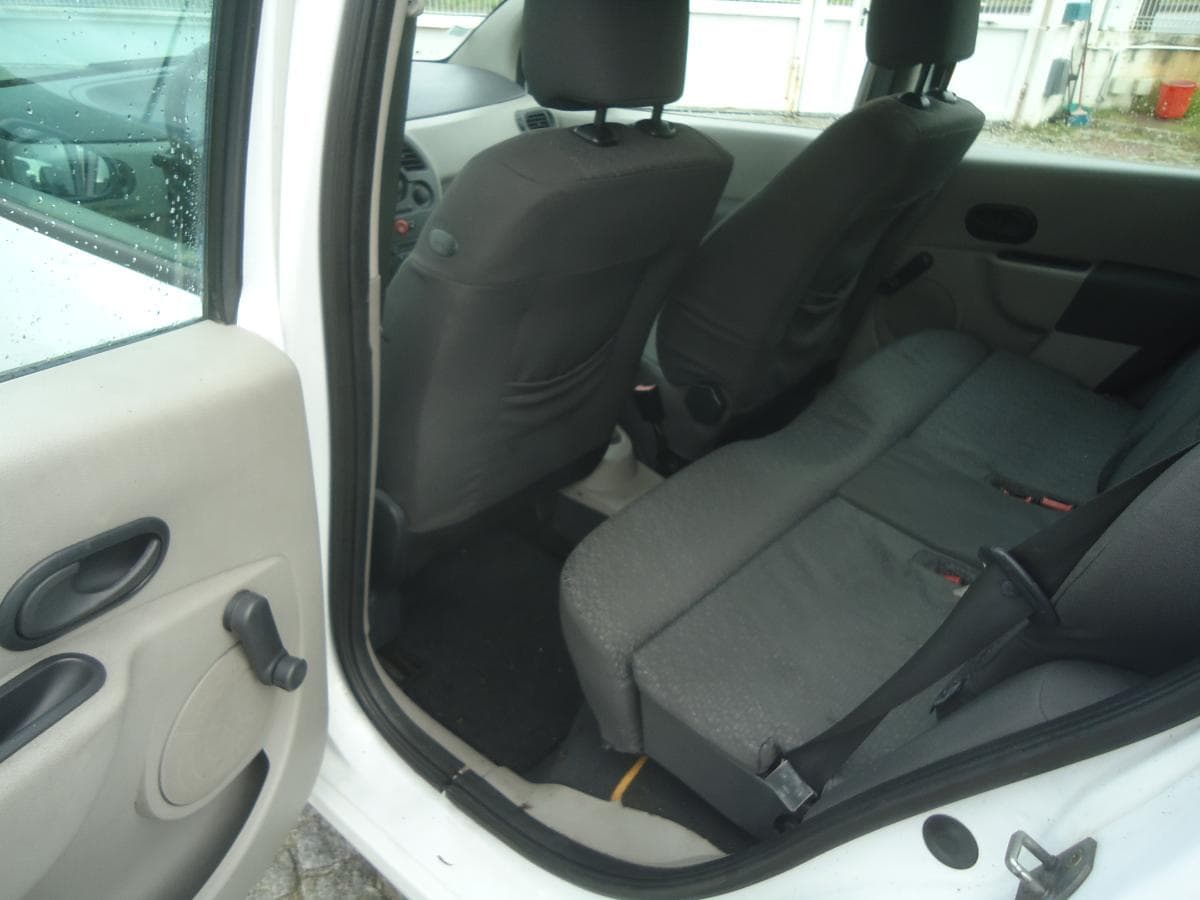 Renault Modus 1.5 DCI · Ano 2006 — image 14