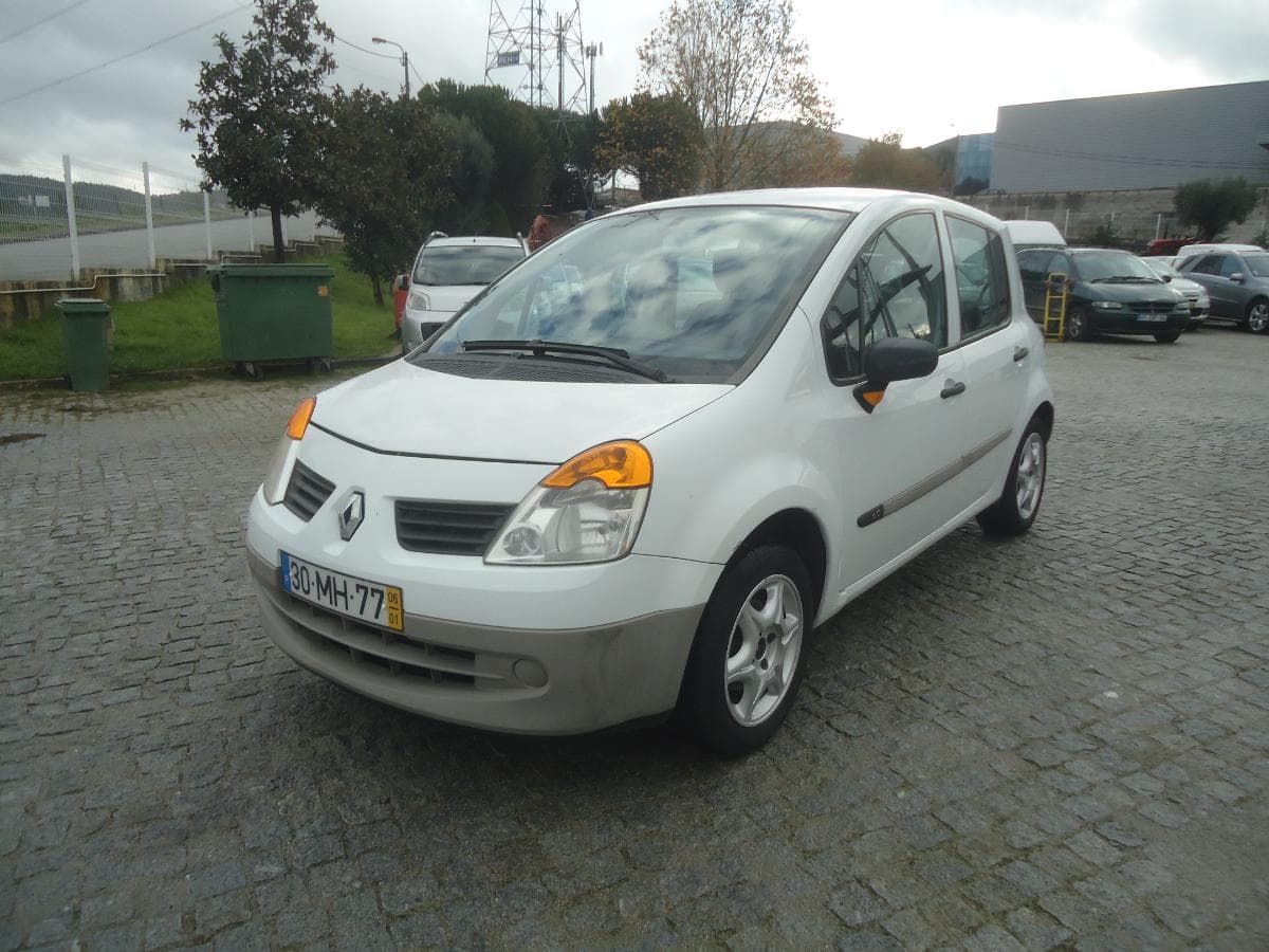 Renault Modus 1.5 DCI · Ano 2006 — image 3