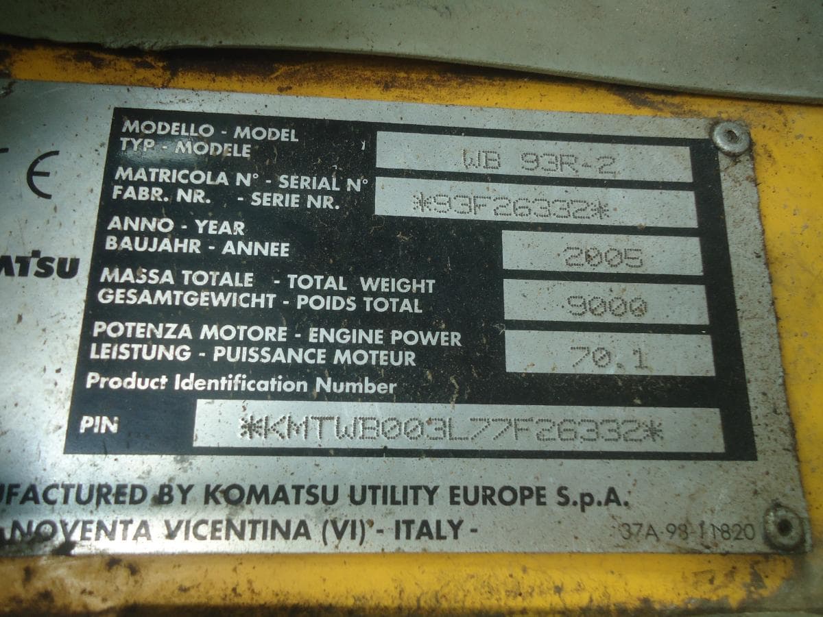 Retroescavadora Komatsu WB 93R-2 — imagem 11