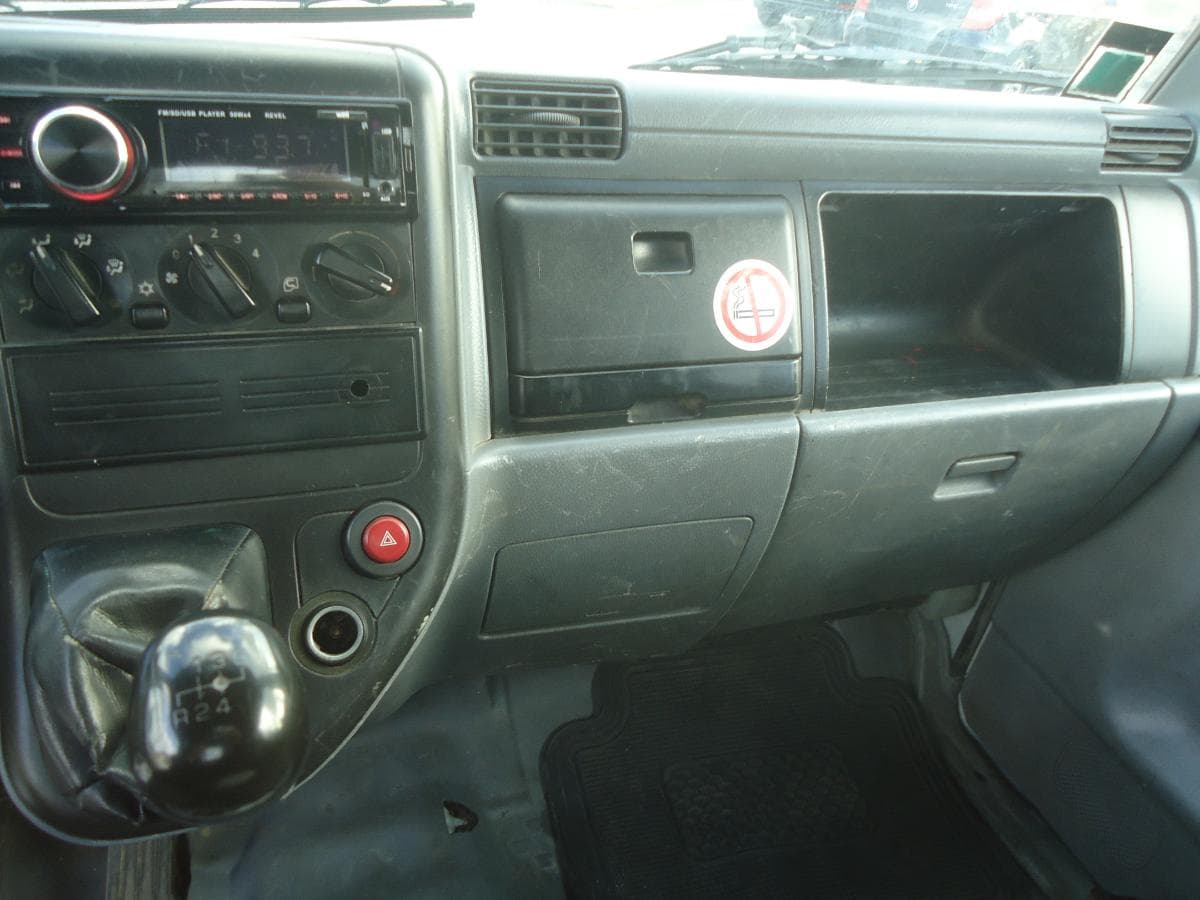 Mitsubishi Canter Tribasculante · Ano 2007 — imagen 12