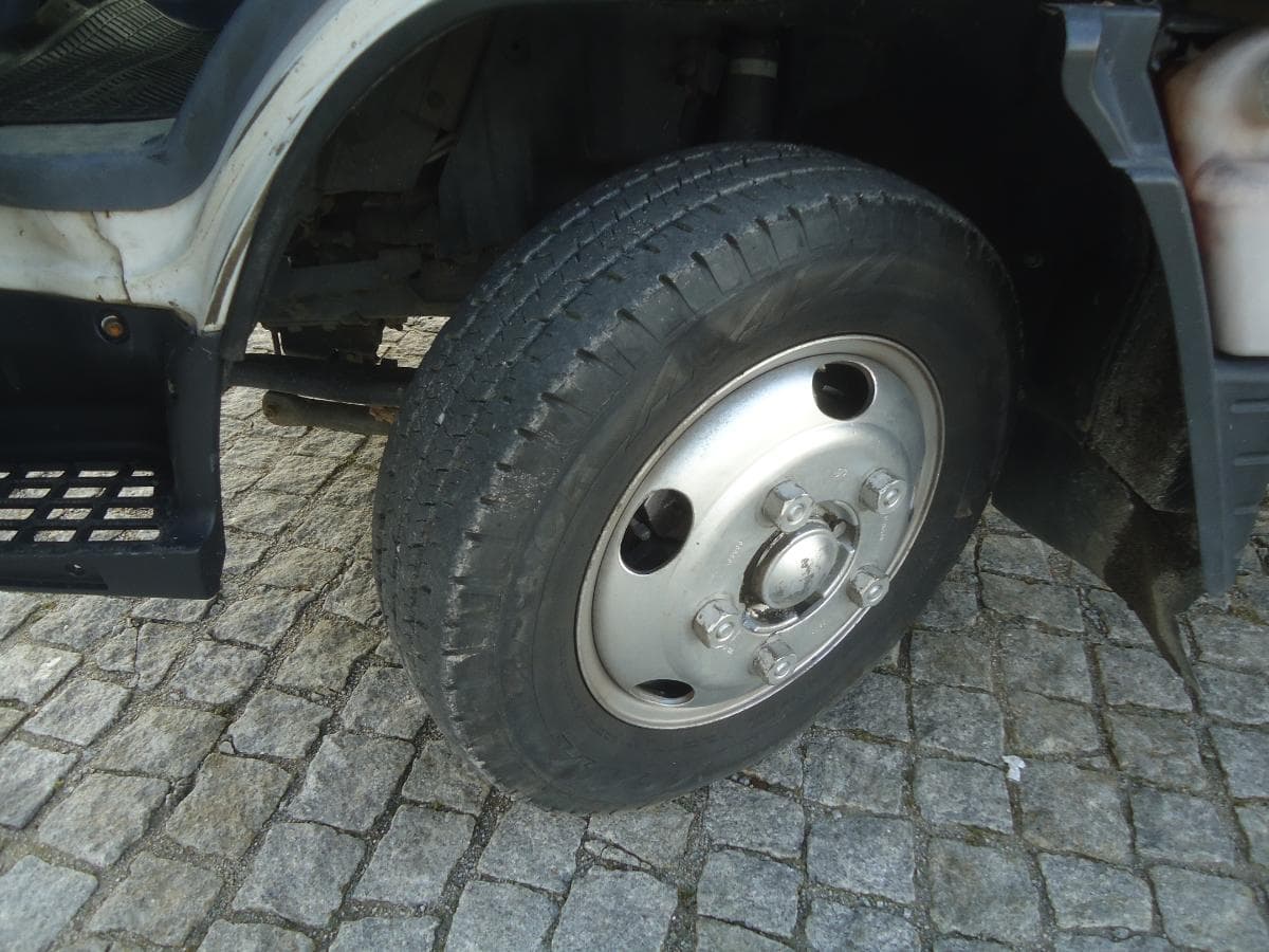 Mitsubishi Canter Tribasculante · Ano 2007 — imagen 16