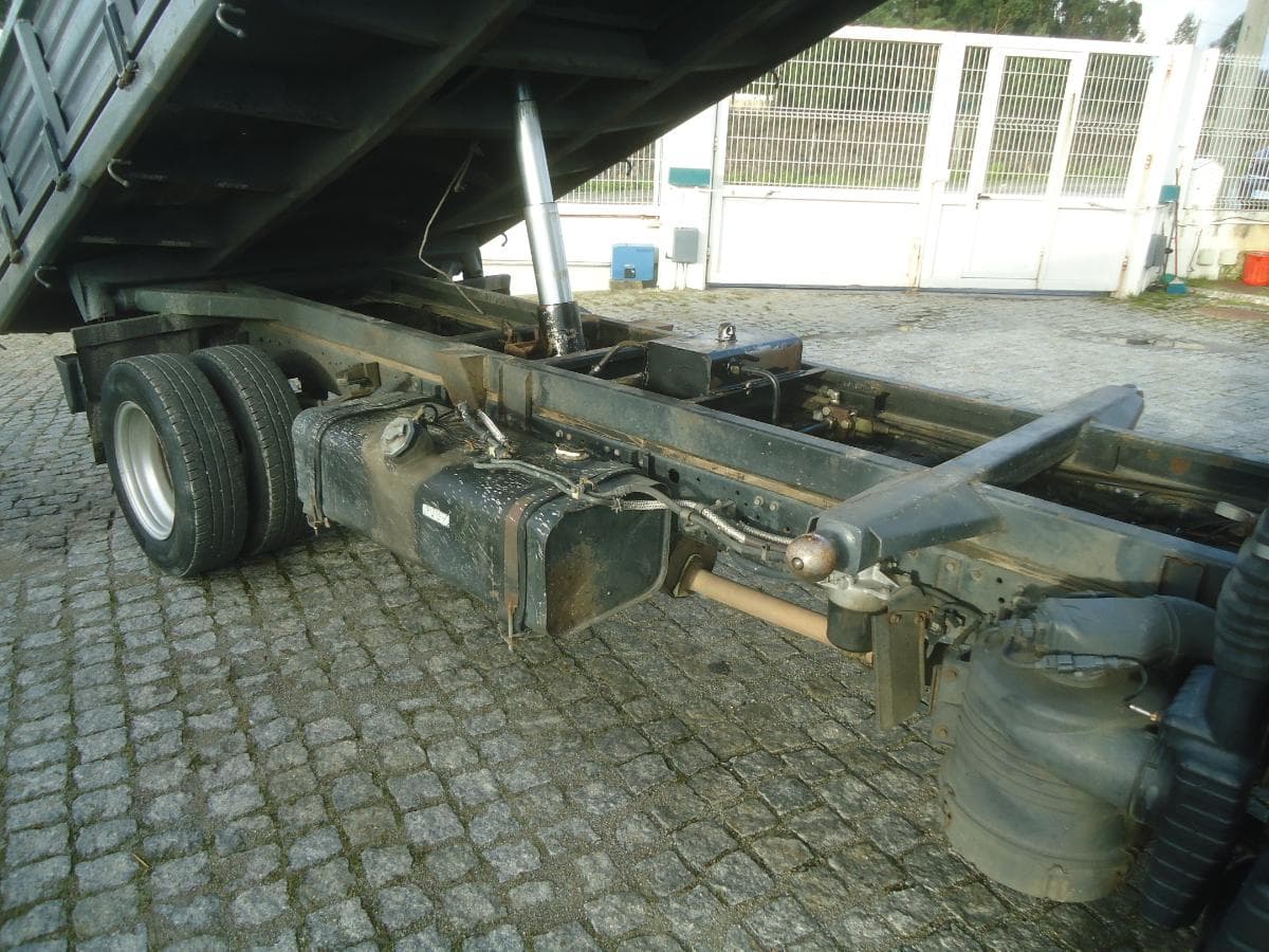 Mitsubishi Canter Tribasculante · Ano 2007 — imagen 14