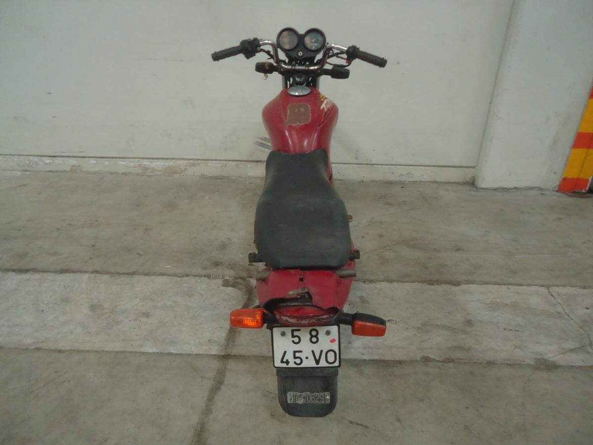 Motocicleta Honda — imagen 5