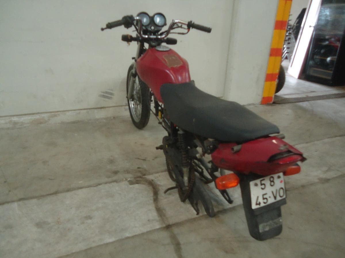 Motocicleta Honda — imagen 6