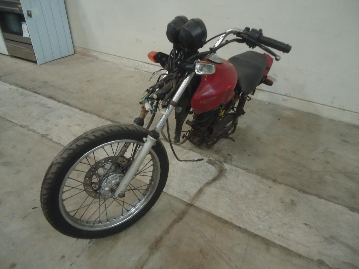 Motocicleta Honda — imagen 3