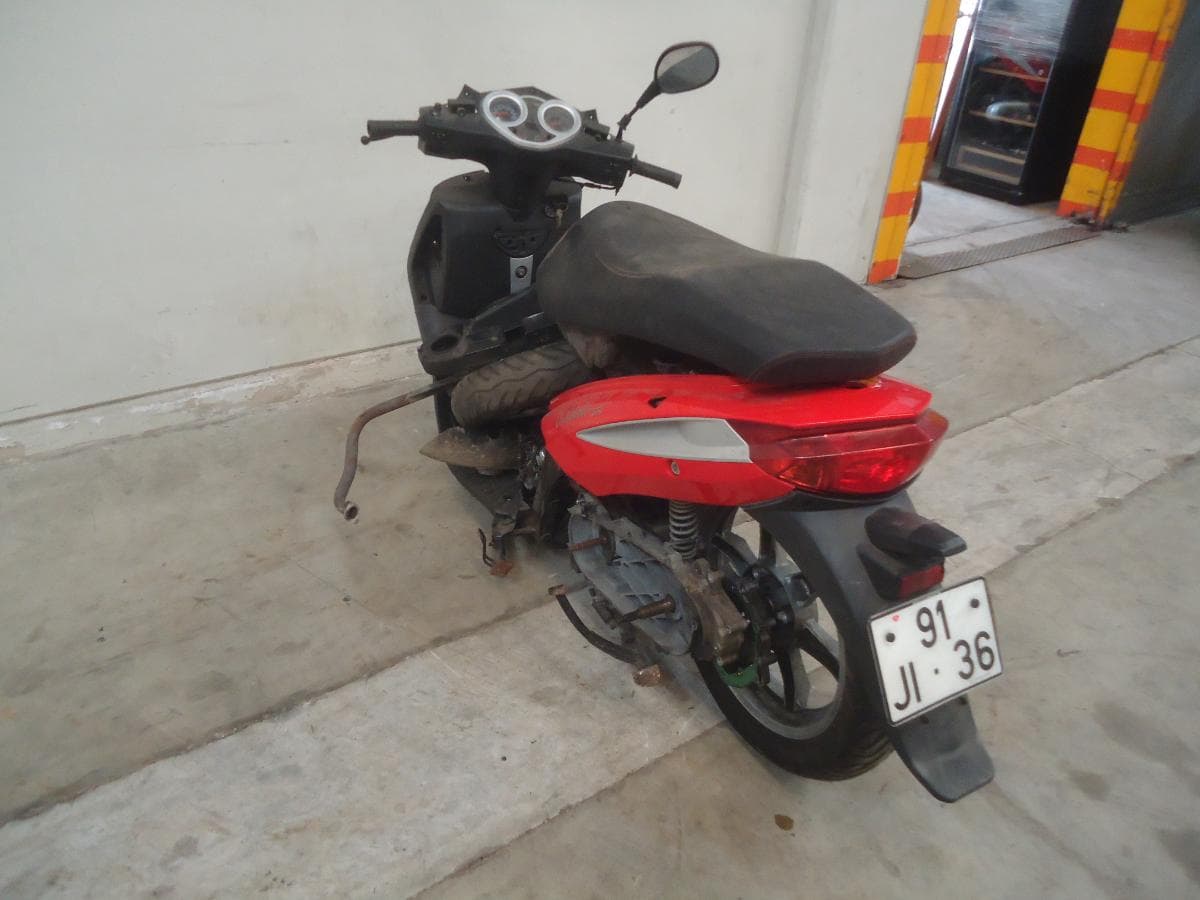 Motociclo Keeway 125 · Ano 2010 — imagen 4