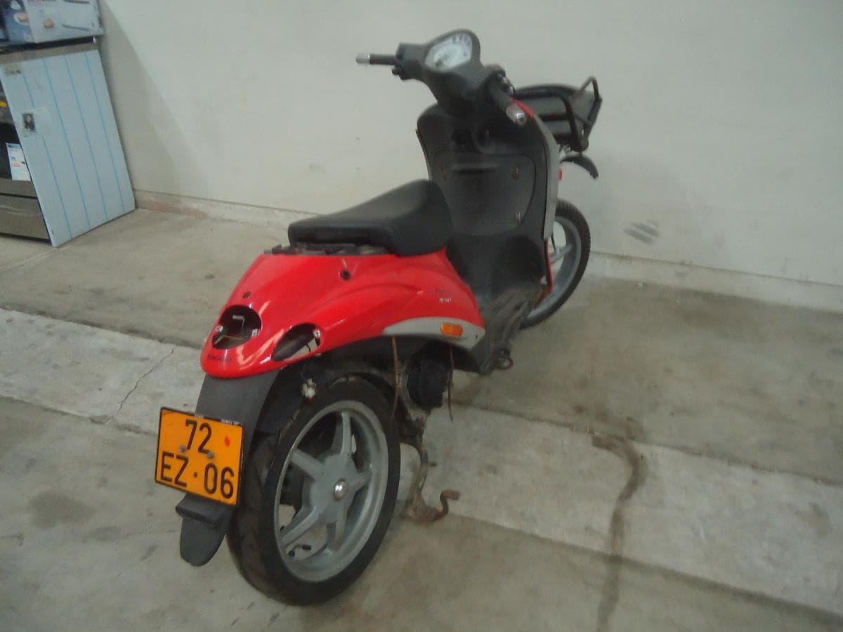 Motocicleta Piaggio — imagen 4