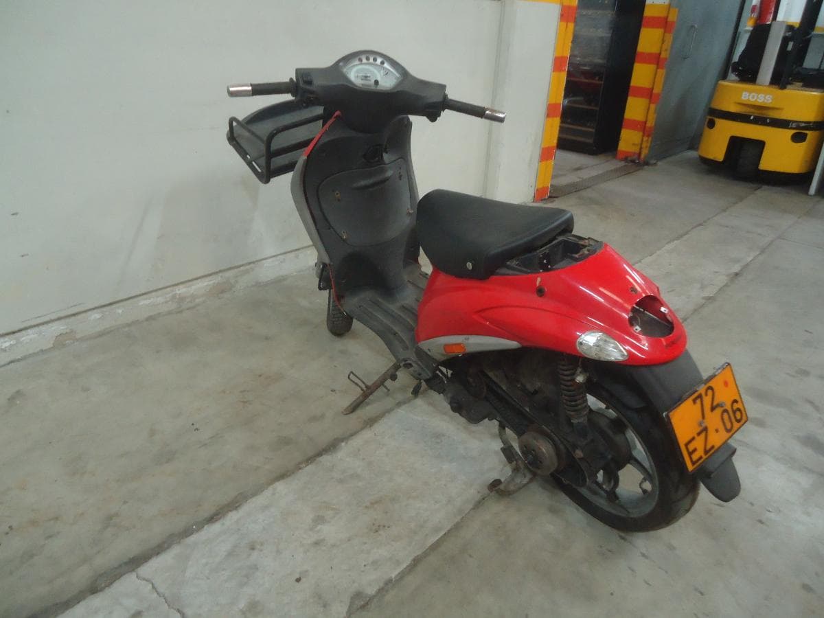 Motocicleta Piaggio — imagen 6