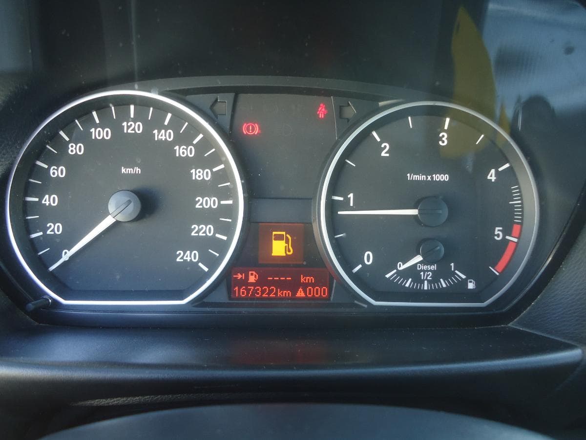 BMW 118 D — imagem 15
