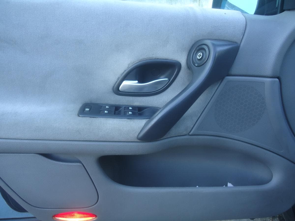 Renault Laguna 1.9 DCI — imagen 9