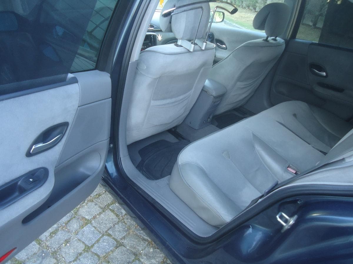 Renault Laguna 1.9 DCI — imagen 15