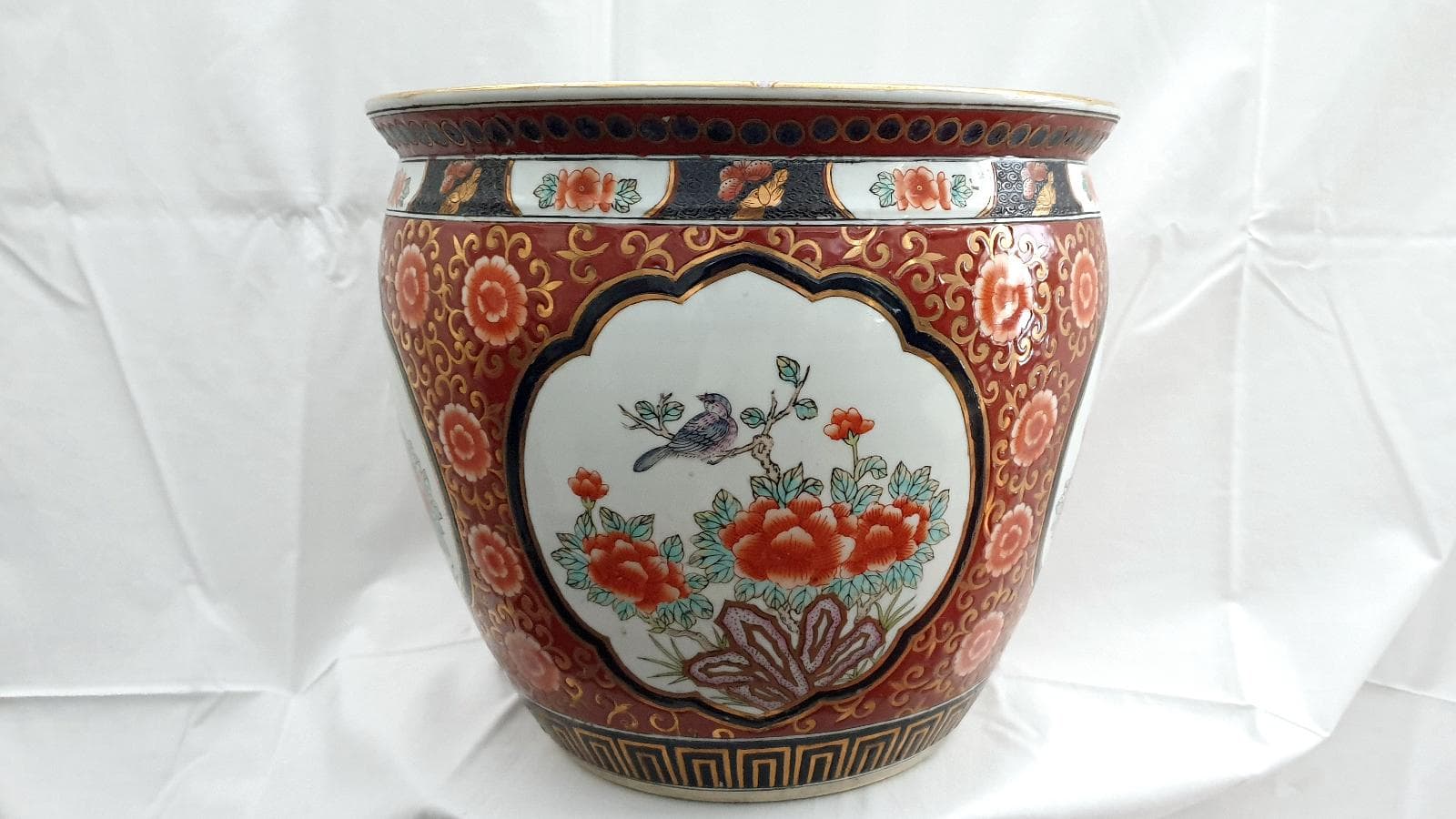 Aquário de porcelana