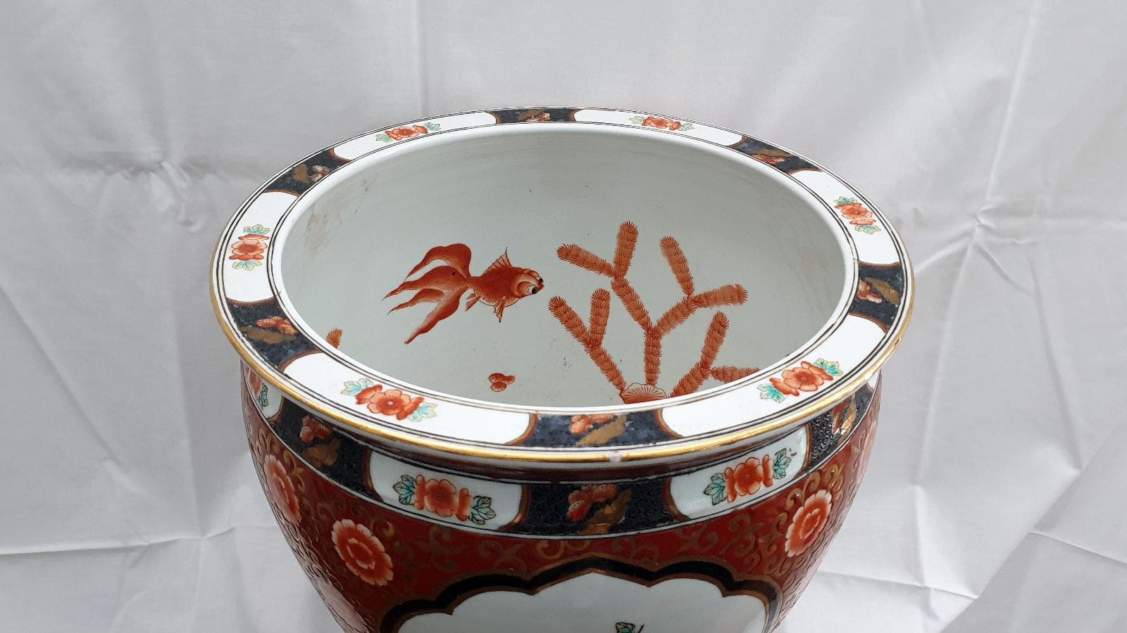 Aquário de porcelana — imagem 3