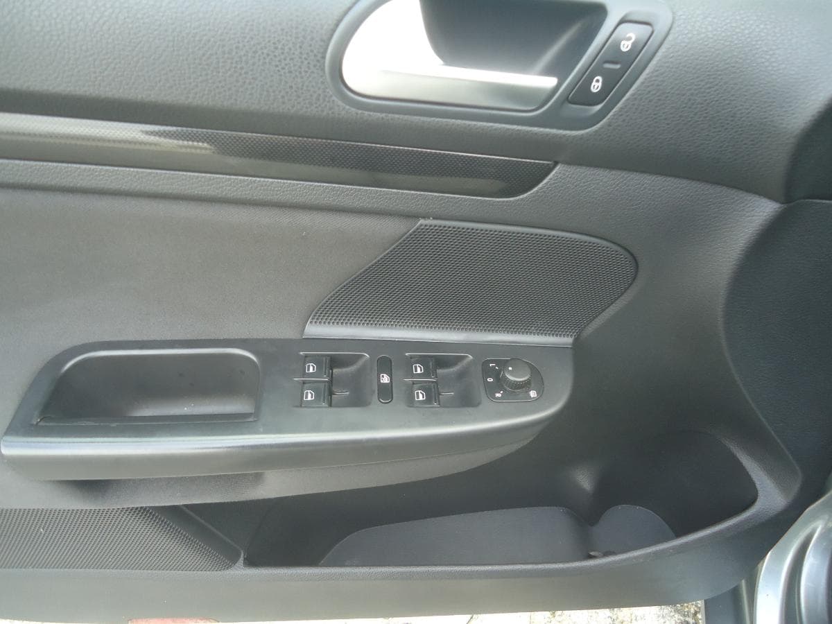 Volkswagen Golf Variant 1.6 TDI — imagem 9