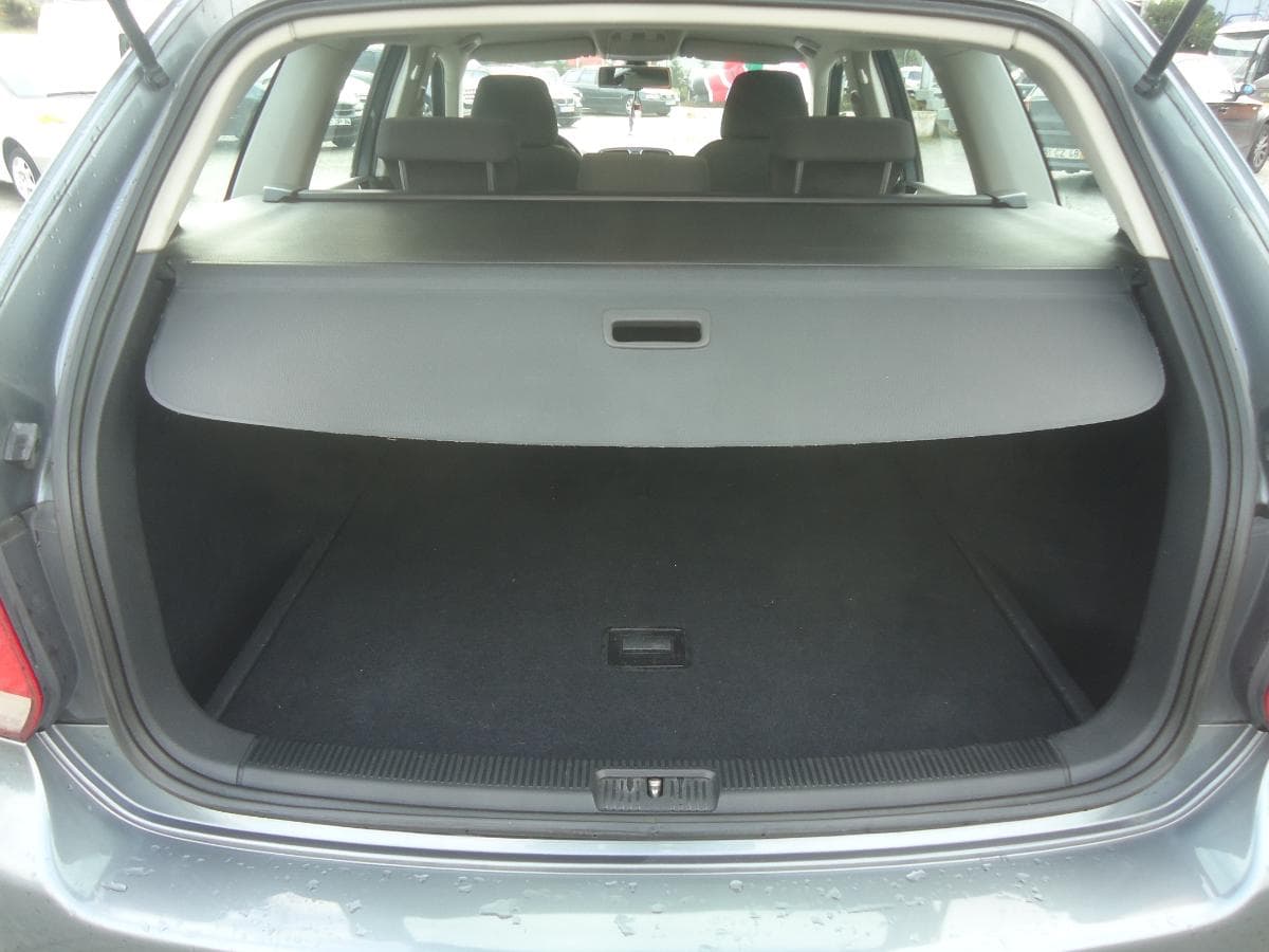 Volkswagen Golf Variant 1.6 TDI — imagem 17
