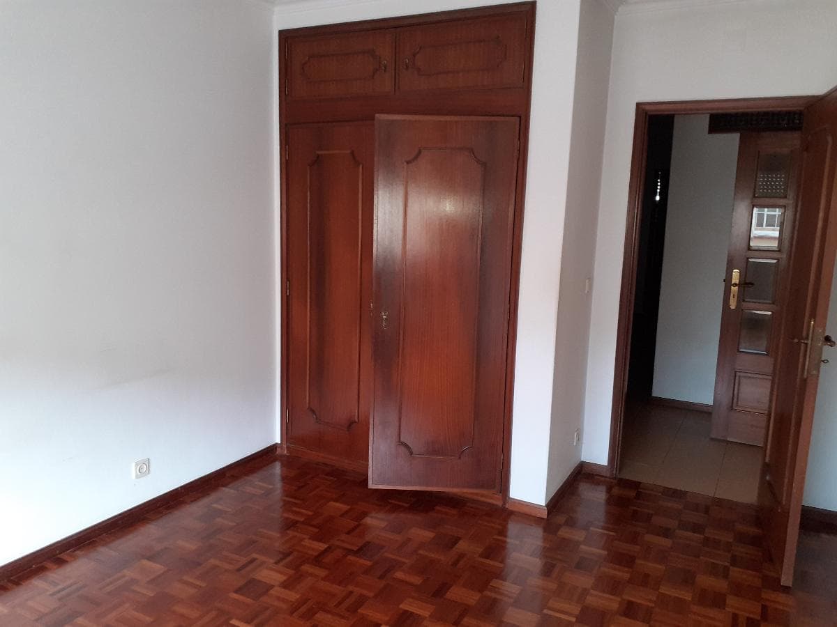 Moradia V4 · Vila Nova de Gaia — imagem 7