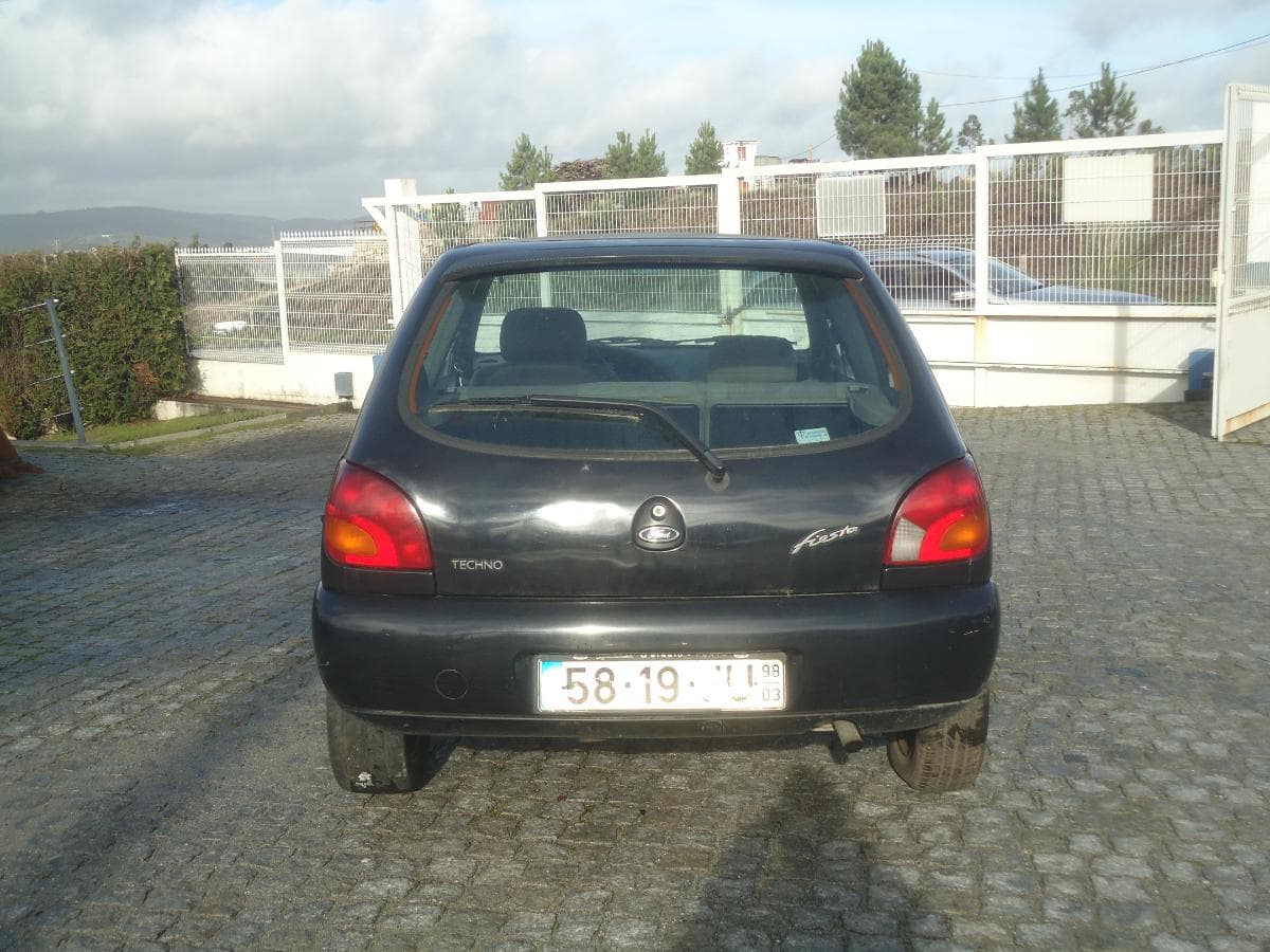Ford Fiesta 1.2 — imagen 5