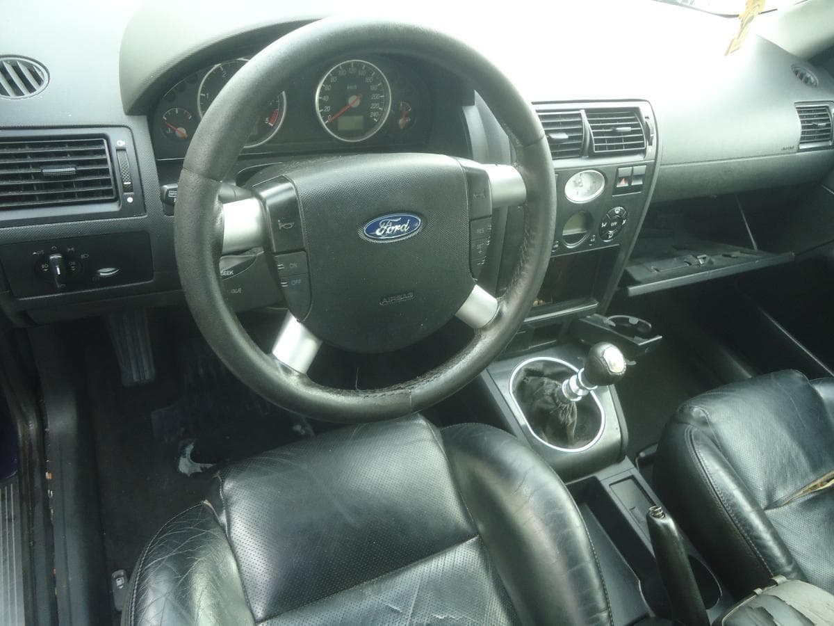 Ford Mondeo 2.0 TDCI — image 10