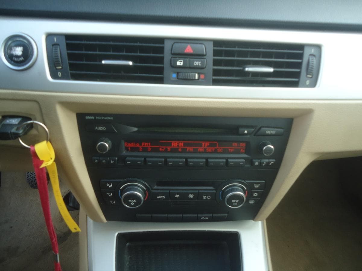 BMW 318 D — imagen 10