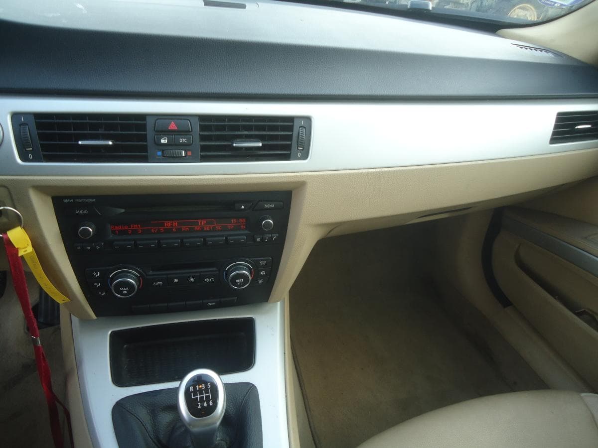BMW 318 D — imagen 12