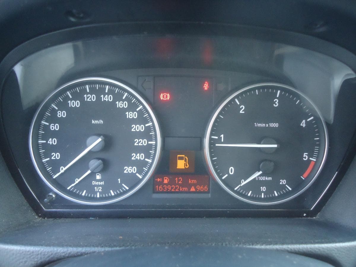 BMW 318 D — imagen 13