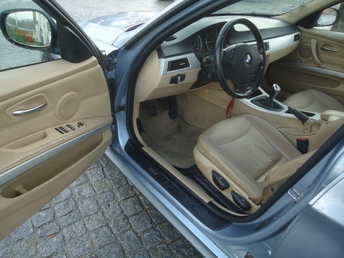 BMW 318 D — imagen 7