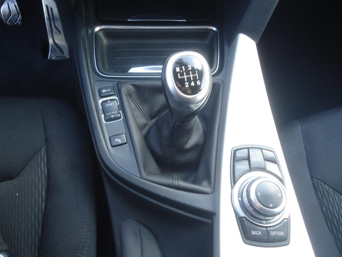 BMW 318 D Touring — imagen 13