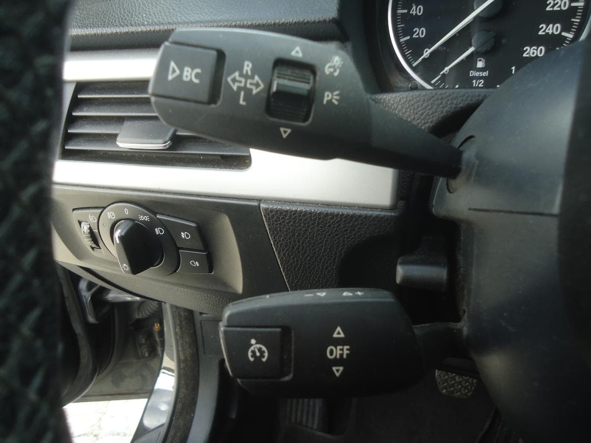 BMW 318 D Touring — imagen 13
