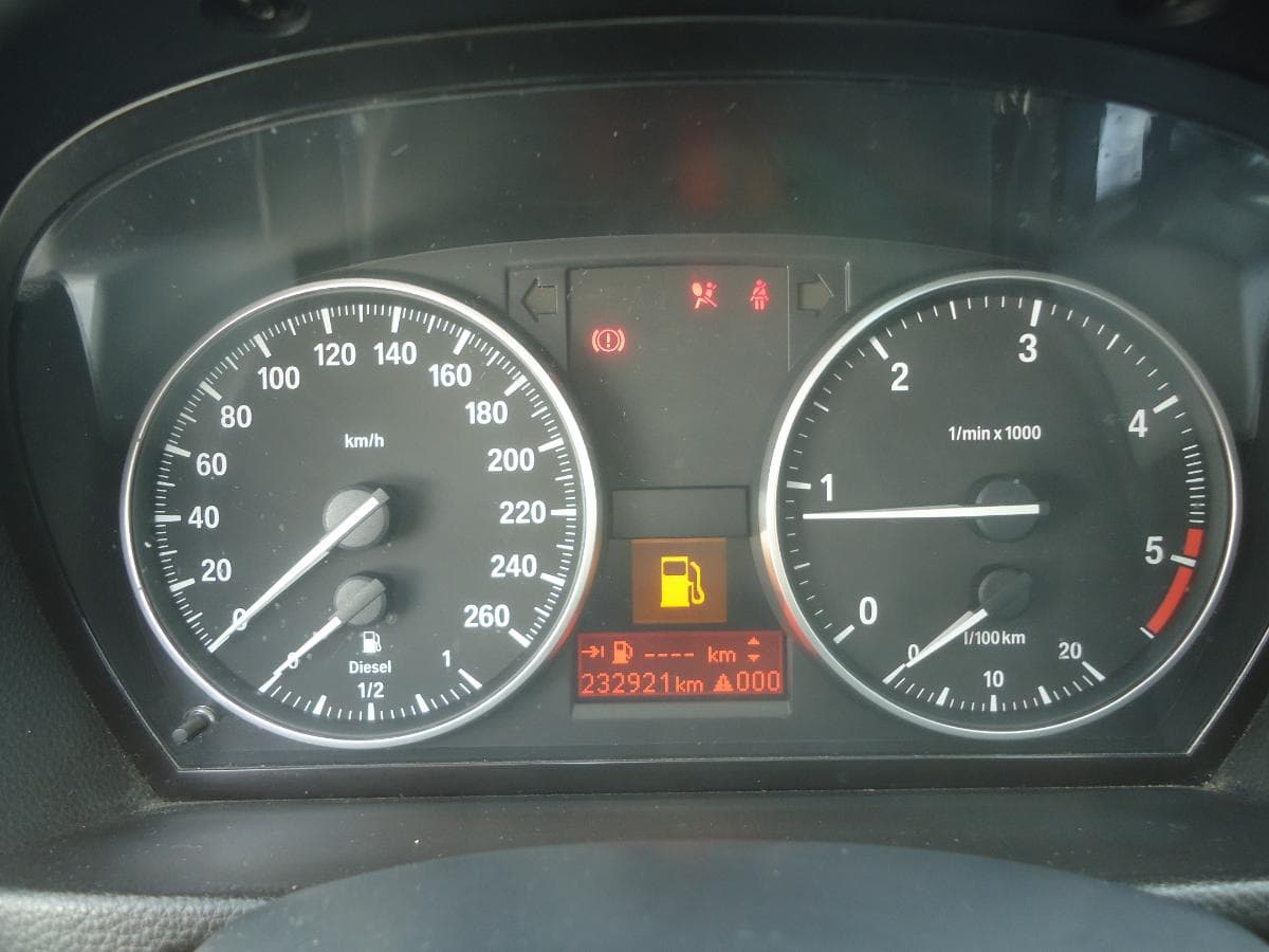 BMW 318 D Touring — imagen 14