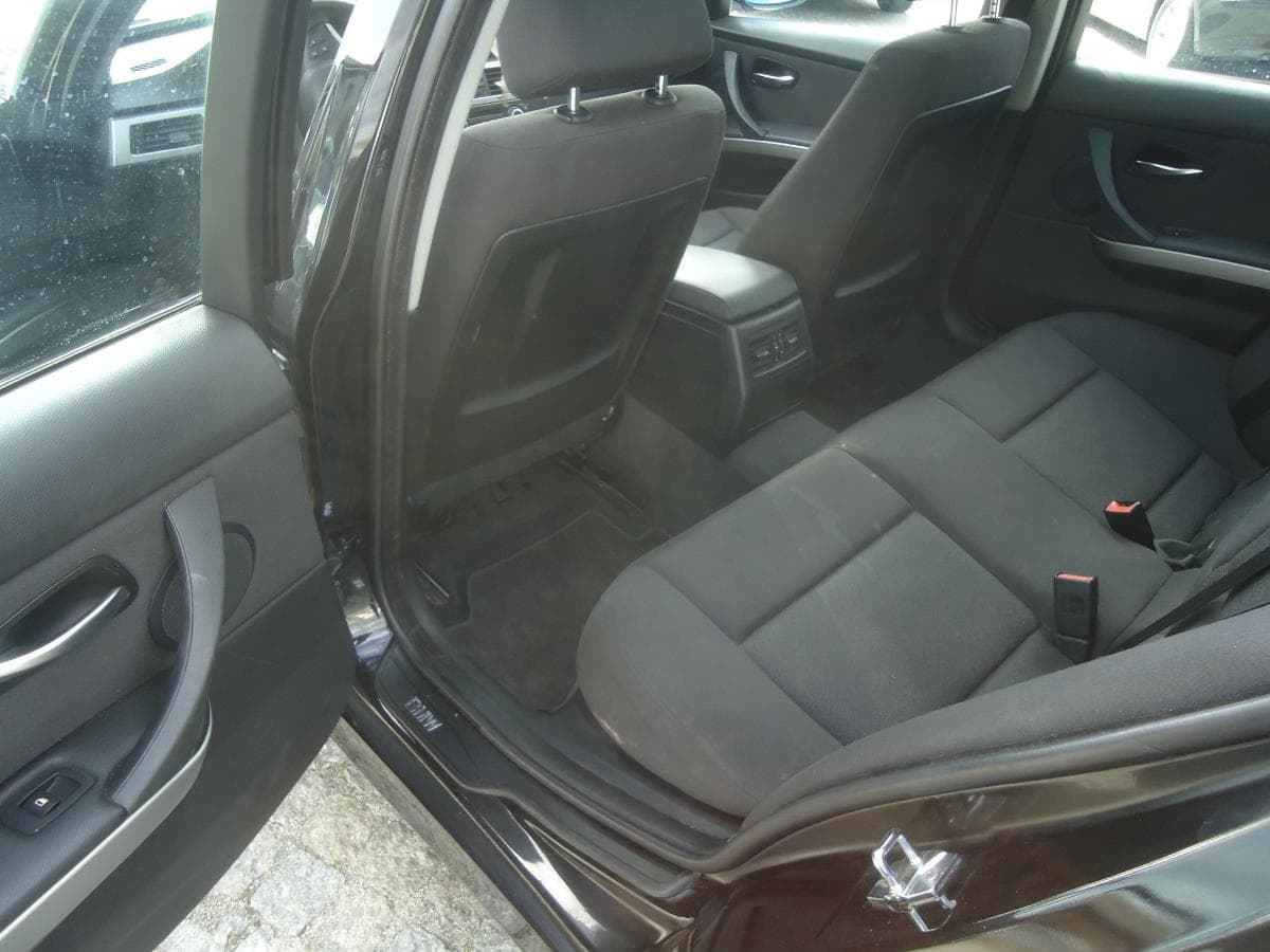 BMW 318 D Touring — imagen 15