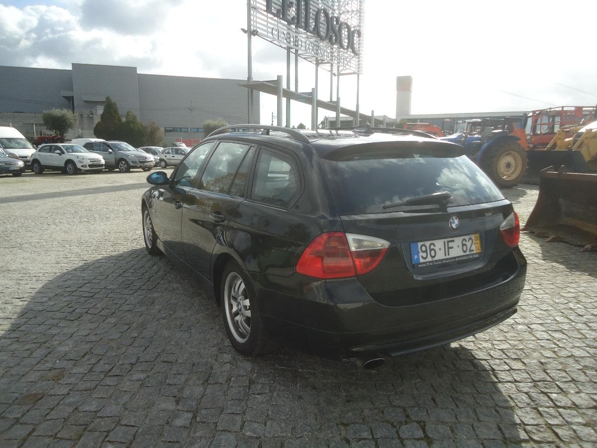 BMW 318 D Touring — imagen 4