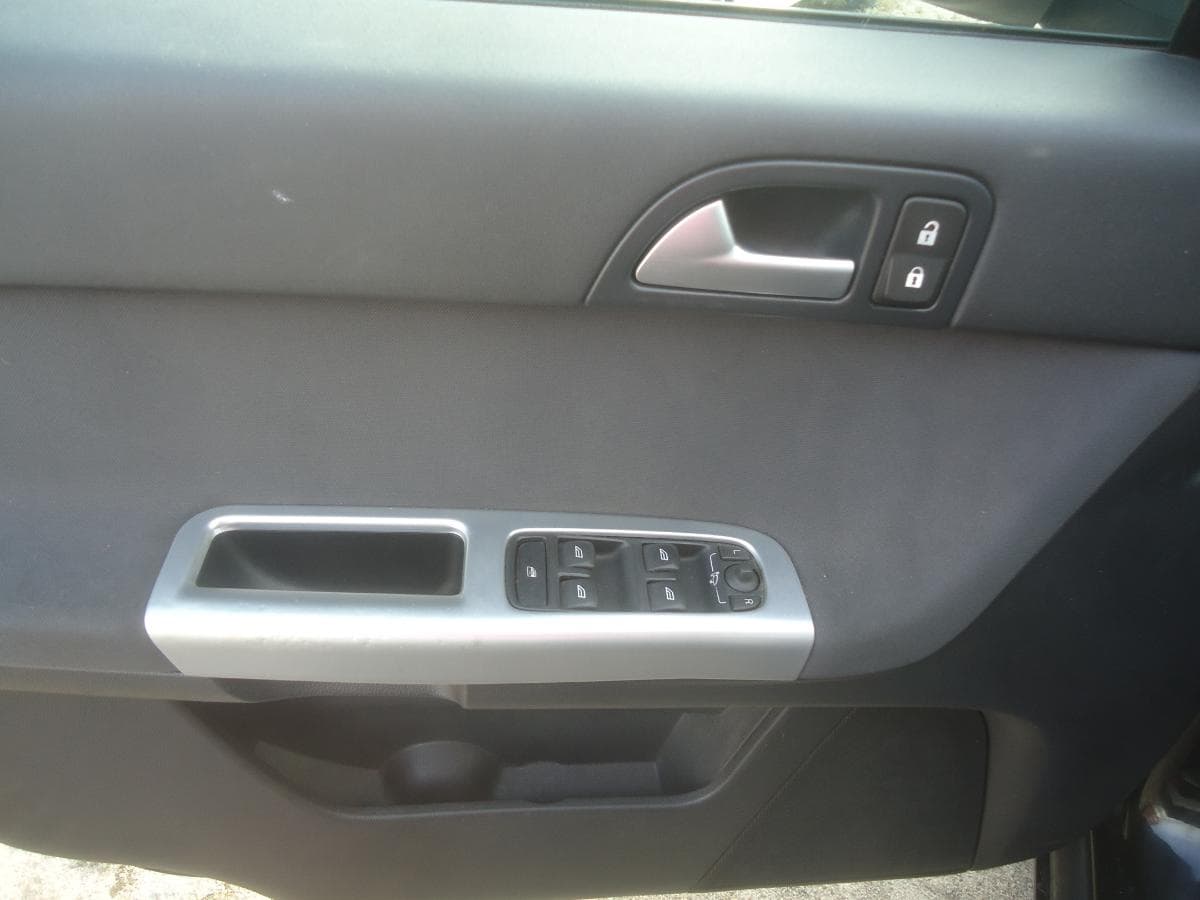 Volvo V50 — image 14