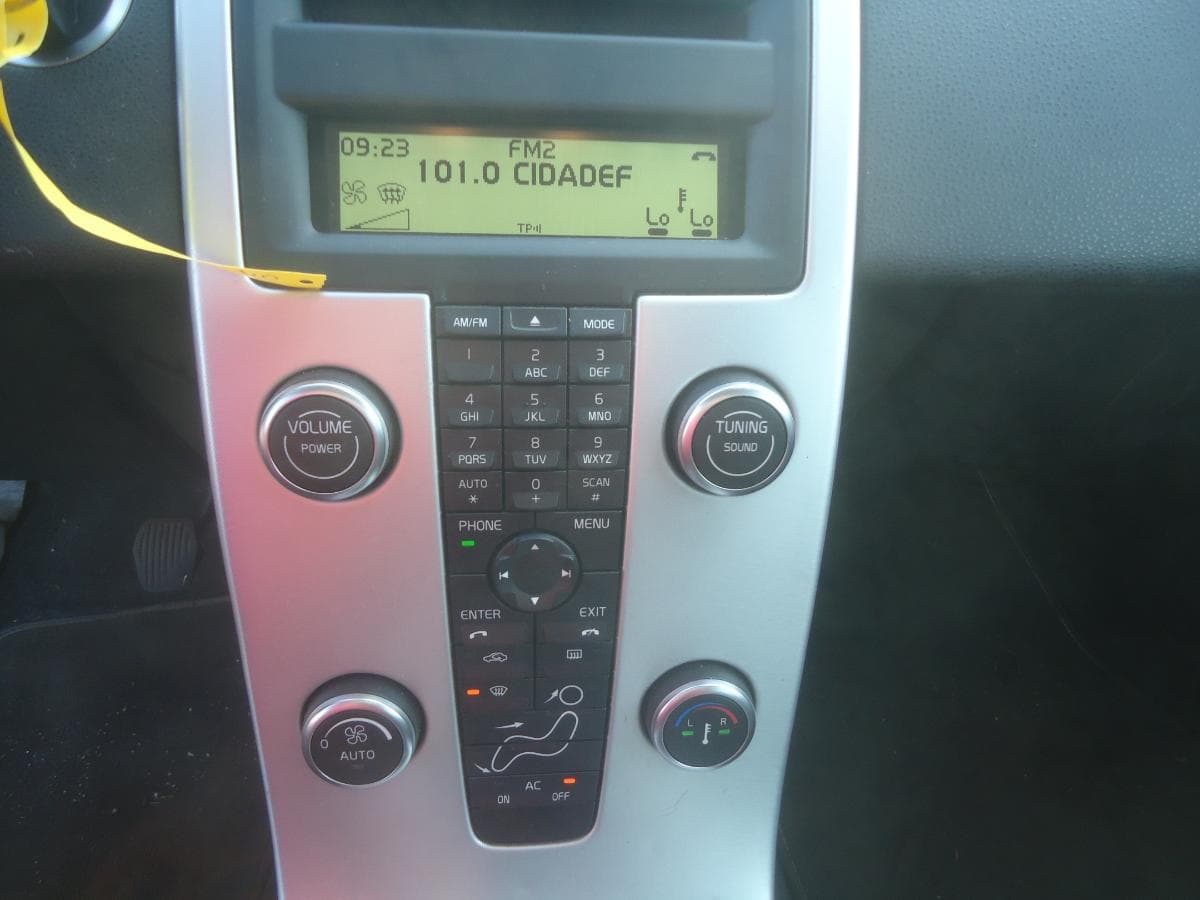 Volvo V50 — image 9