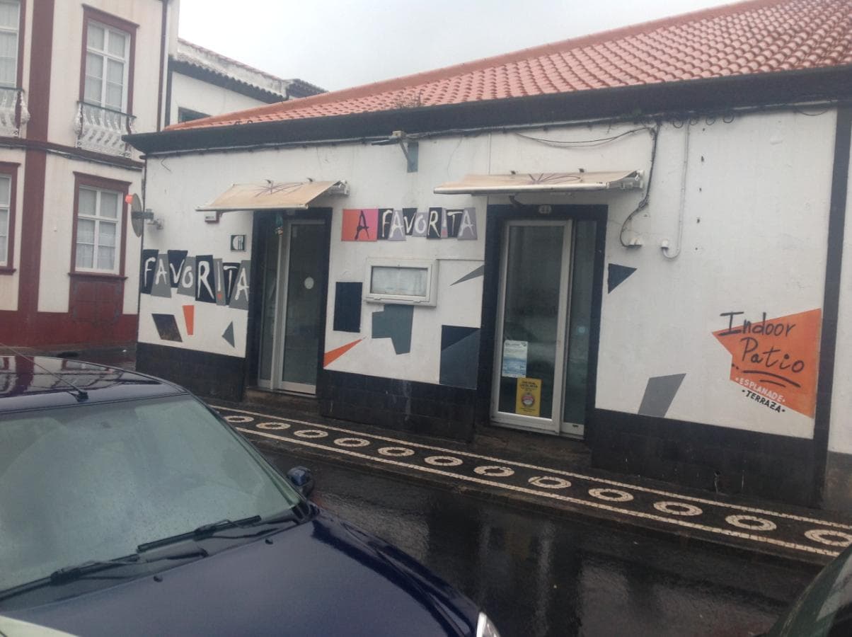 Loja · Ponta Delgada — imagem 2