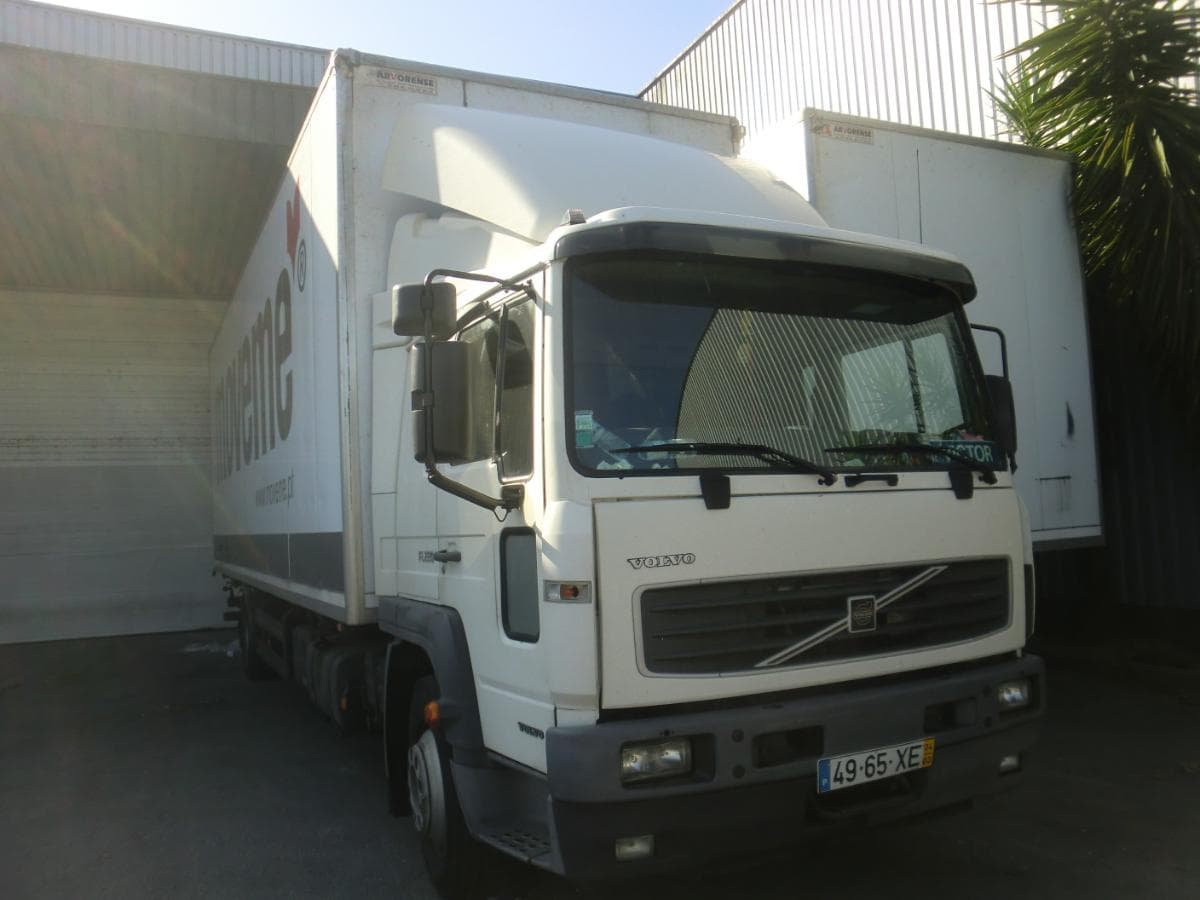 VOLVO FL 220 — image 2
