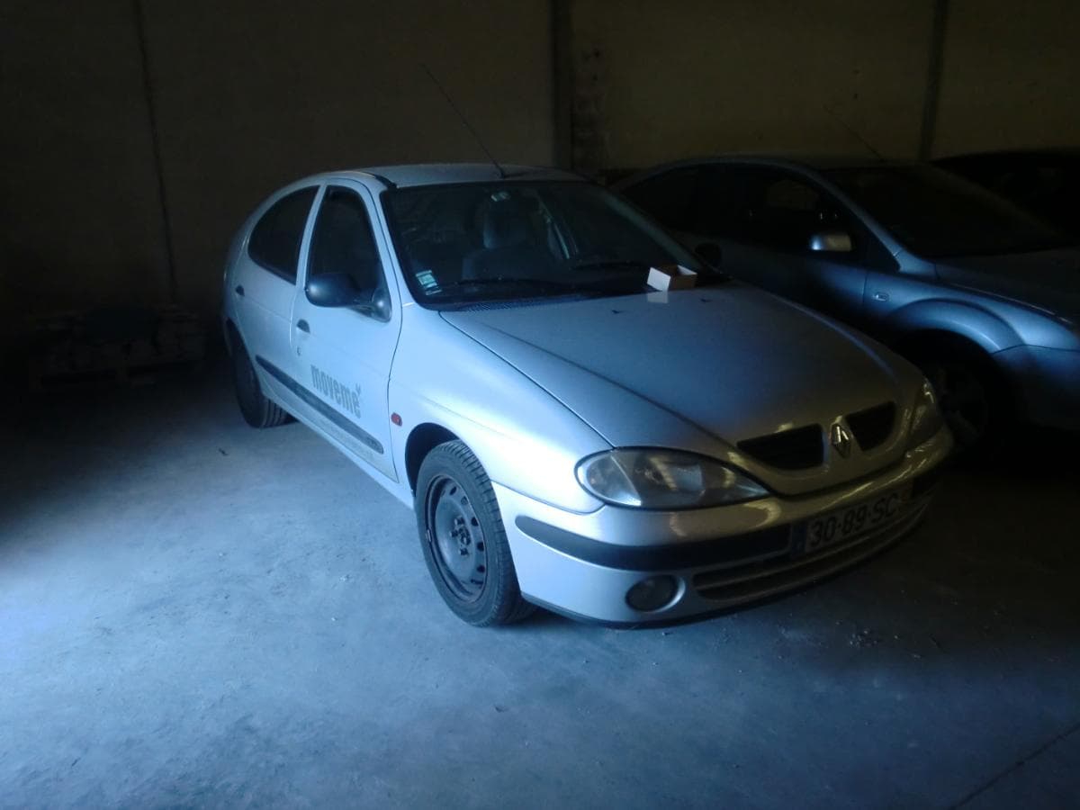 RENAULT MEGANE — image 5